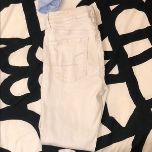American eagle white jeans